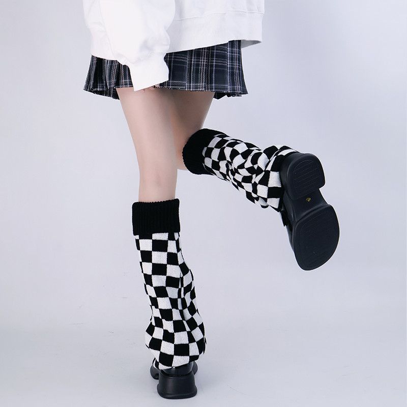 Черно-белые вязаные гетры в кл – обзор и цена Boot Sock Slouchy