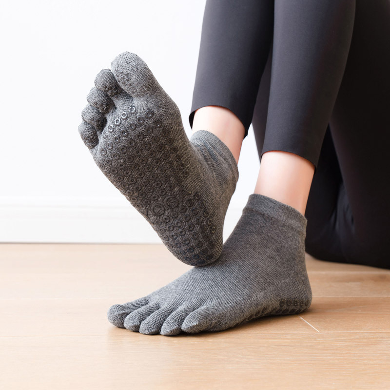 Нескользящие женские носки для – обзор и цена Grip Sock Yoga